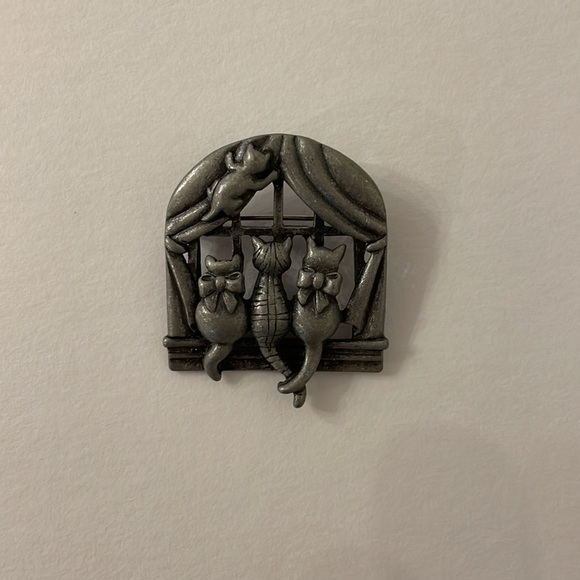 American Jewelry Chain Company Four Cats in Window Brooch Pin - Picture 5 of 8
